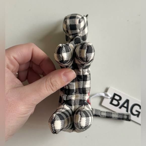 NEW Baggu Horse Charm Nylon Bag Keychain Pony Holder Gingham Plaid Black - Picture 3 of 6